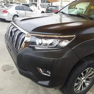 Restylingový kit z 2009-2016 na 2017- (s Full LED světlomety) Toyota Land Cruiser Prado 150 2009–2023 fotografie 4